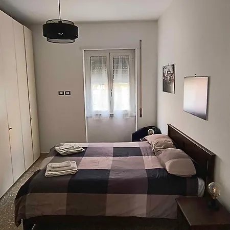 Casa Ferrini A Cinecitta - Vicino Metropolitana Linea A * Rom